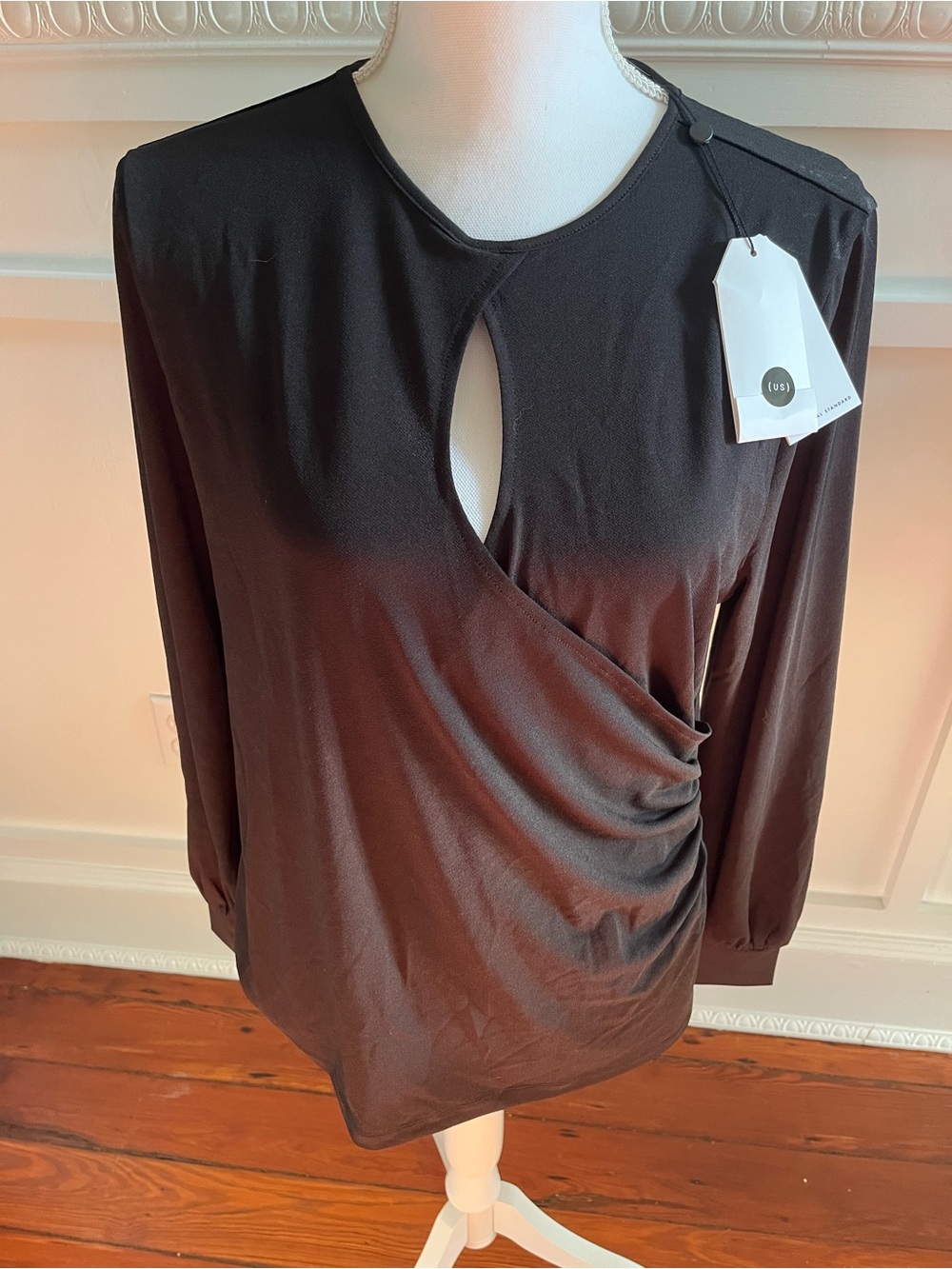 Universal Standard Black Surplice Keyhole Long-Sleeve Top